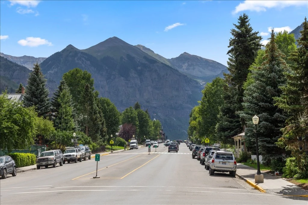 Telluride main street with mountain views